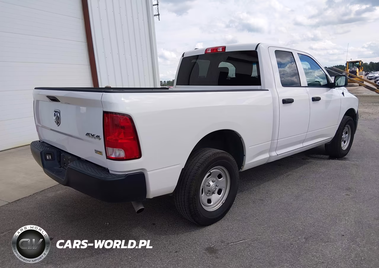 2018 Ram 1500 Tradesman 4X4 6'4 Box VIN:1C6RR7FGXJS326217 - 4