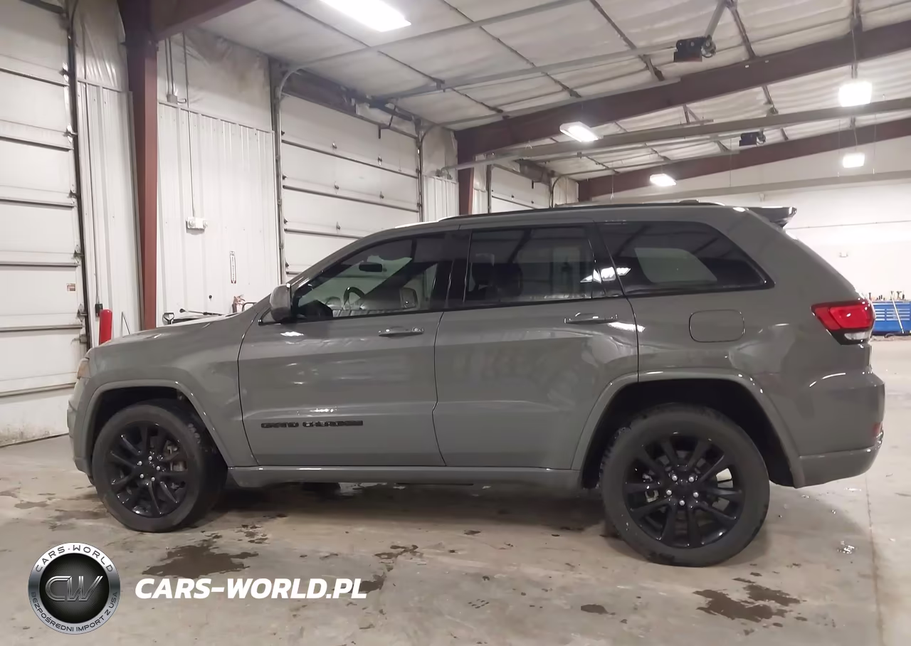 2021 Jeep Grand Cherokee Laredo X 4X4 VIN:1C4RJFAG0MC790830 - 14