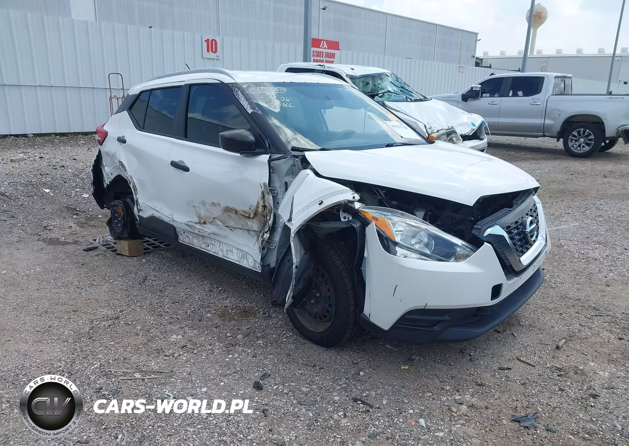 2019 Nissan Kicks S