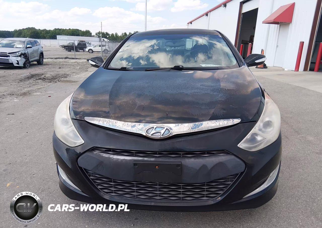 2015 Hyundai Sonata Hybrid VIN:KMHEC4A41FA134200 - 16