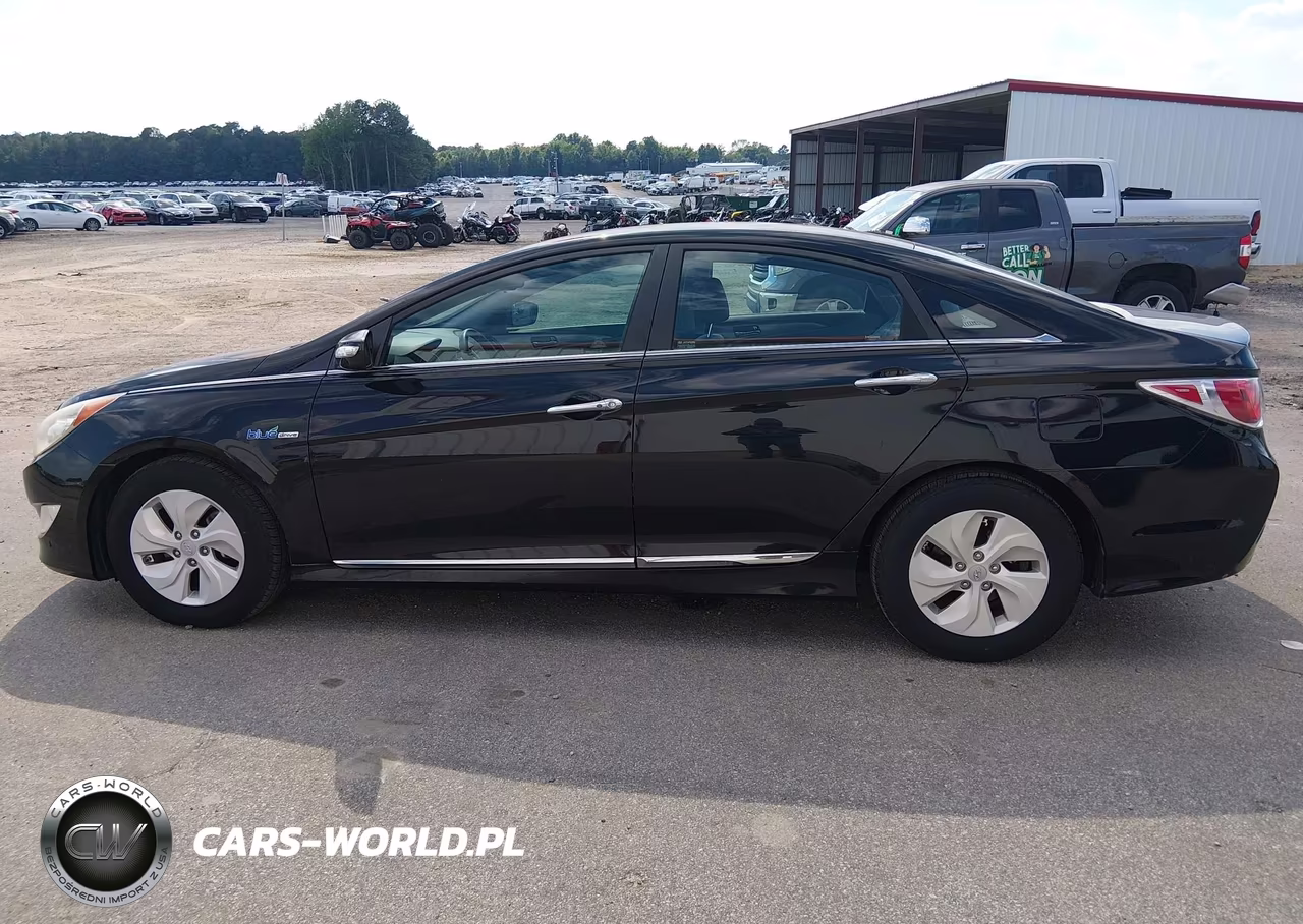2015 Hyundai Sonata Hybrid VIN:KMHEC4A41FA134200 - 18