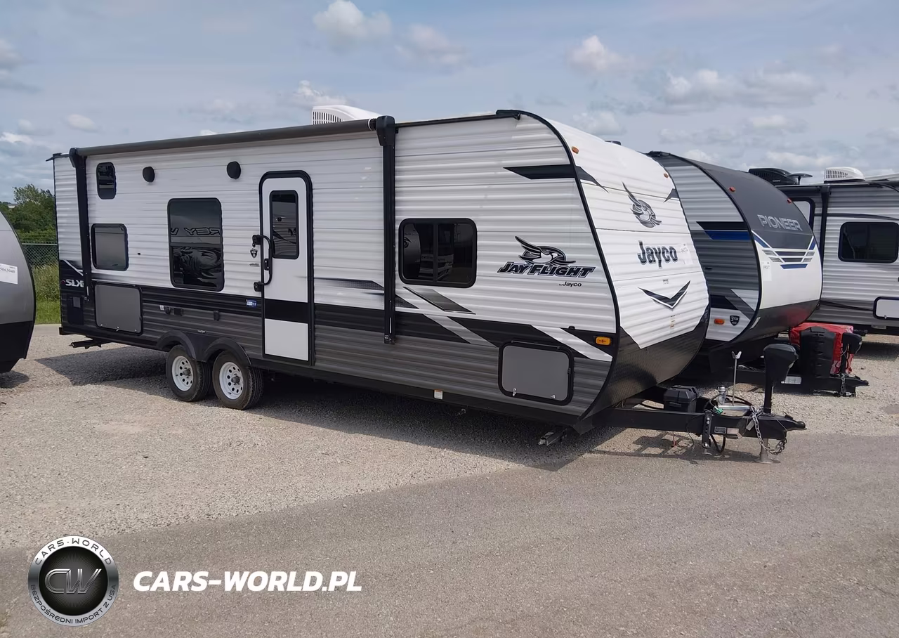 2022 Jayco Jayfl184Bh VIN:1UJBJ0BN2N17V0452 - 1