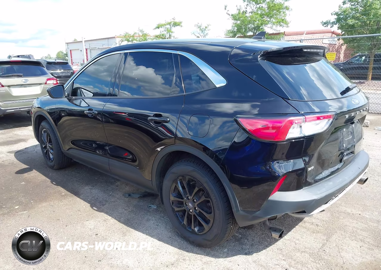 2021 Ford Escape Se VIN:1FMCU9G68MUA49764 - 3