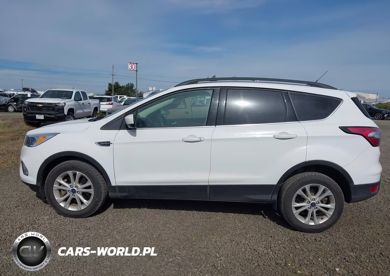 2018 Ford Escape Se VIN:1FMCU9GD4JUD08681 - 14