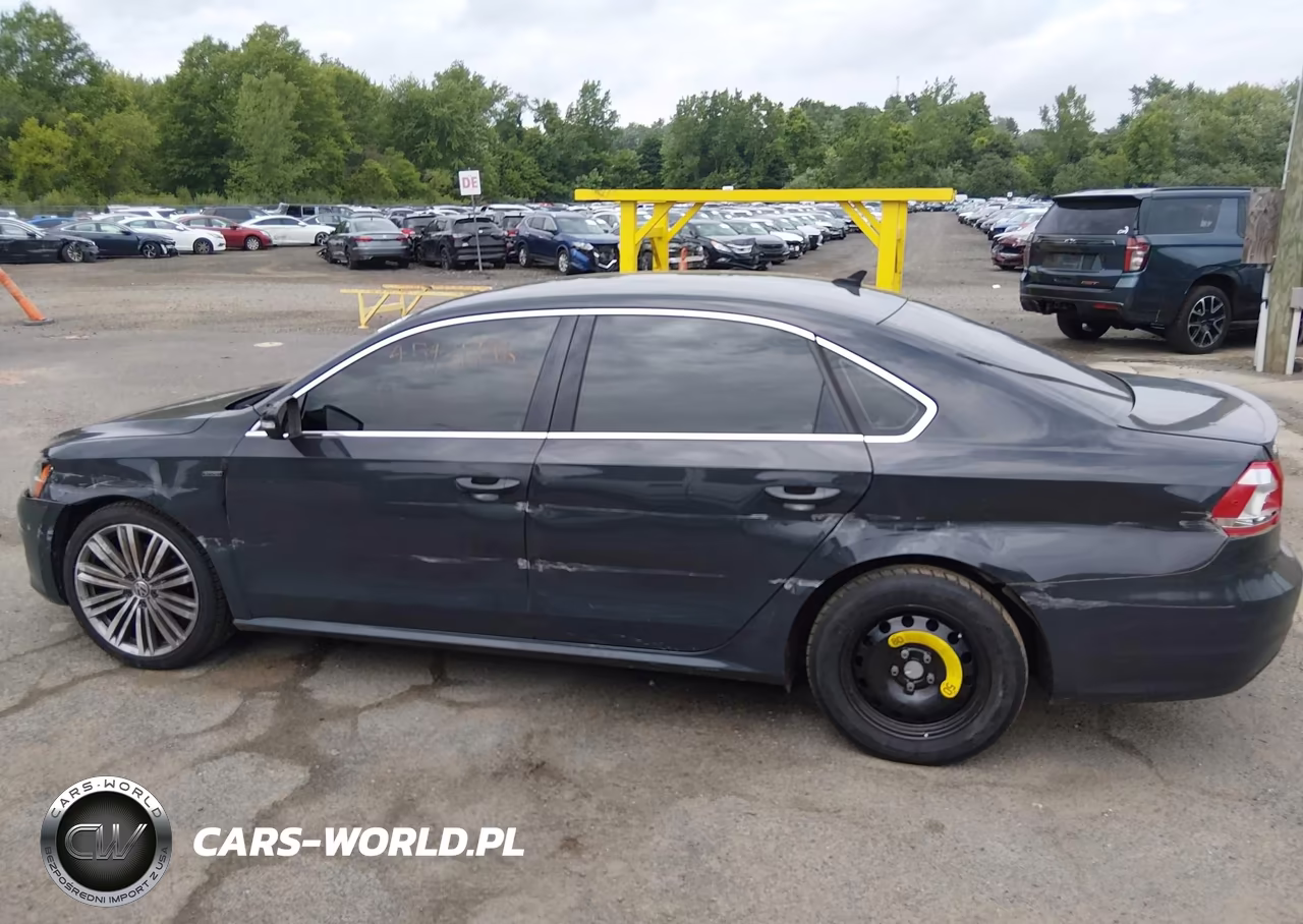 2014 Volkswagen Passat 1.8T Sport VIN:1VWBT7A39EC087935 - 15