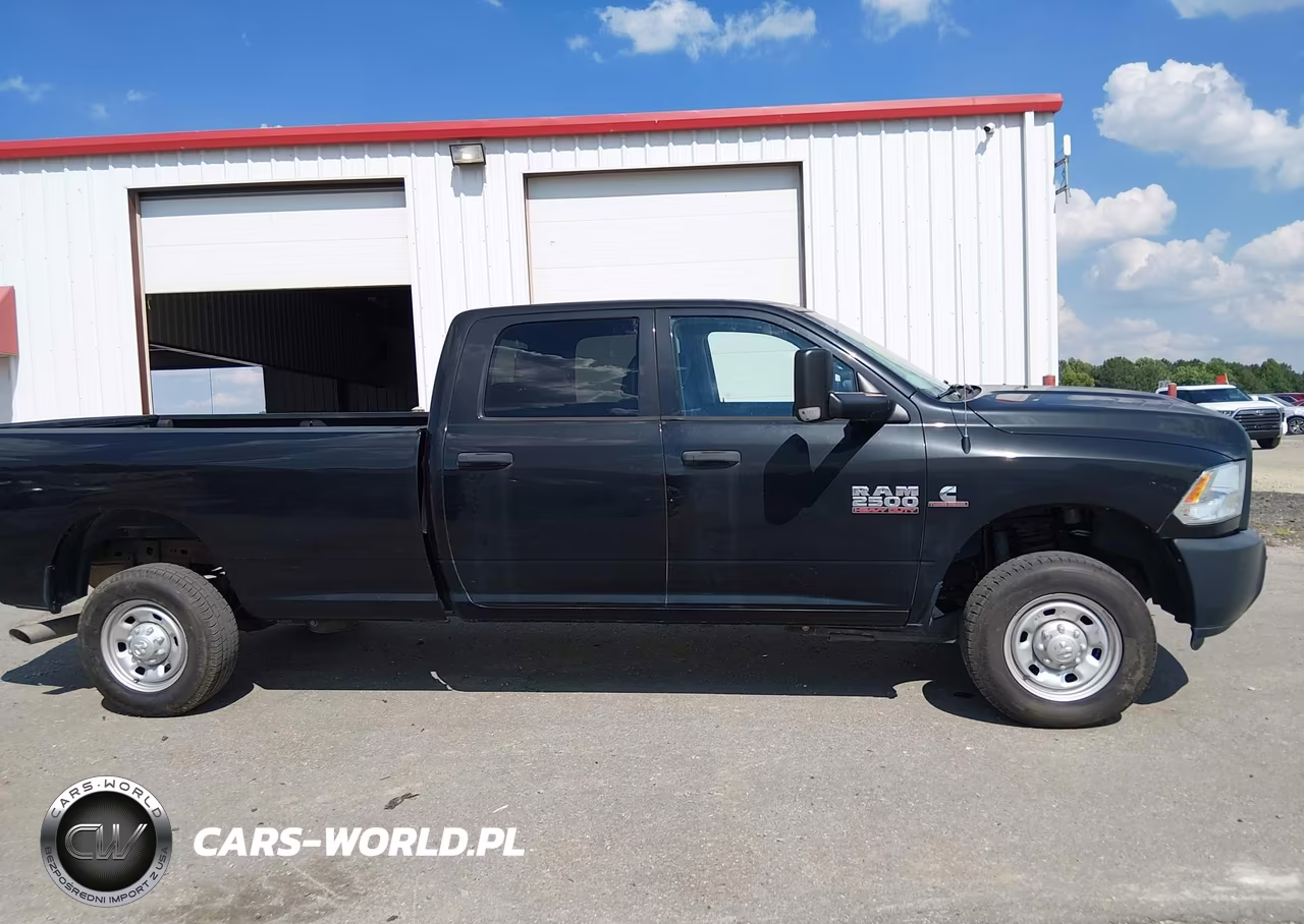 2017 Ram 2500 Tradesman 4X4 8' Box VIN:3C6UR5HL6HG678415 - 14