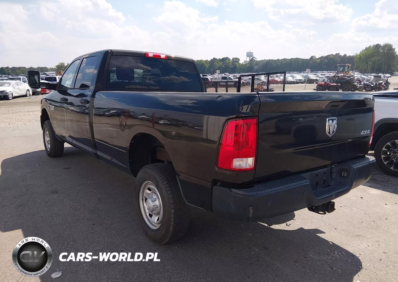 2017 Ram 2500 Tradesman 4X4 8' Box VIN:3C6UR5HL6HG678415 - 3
