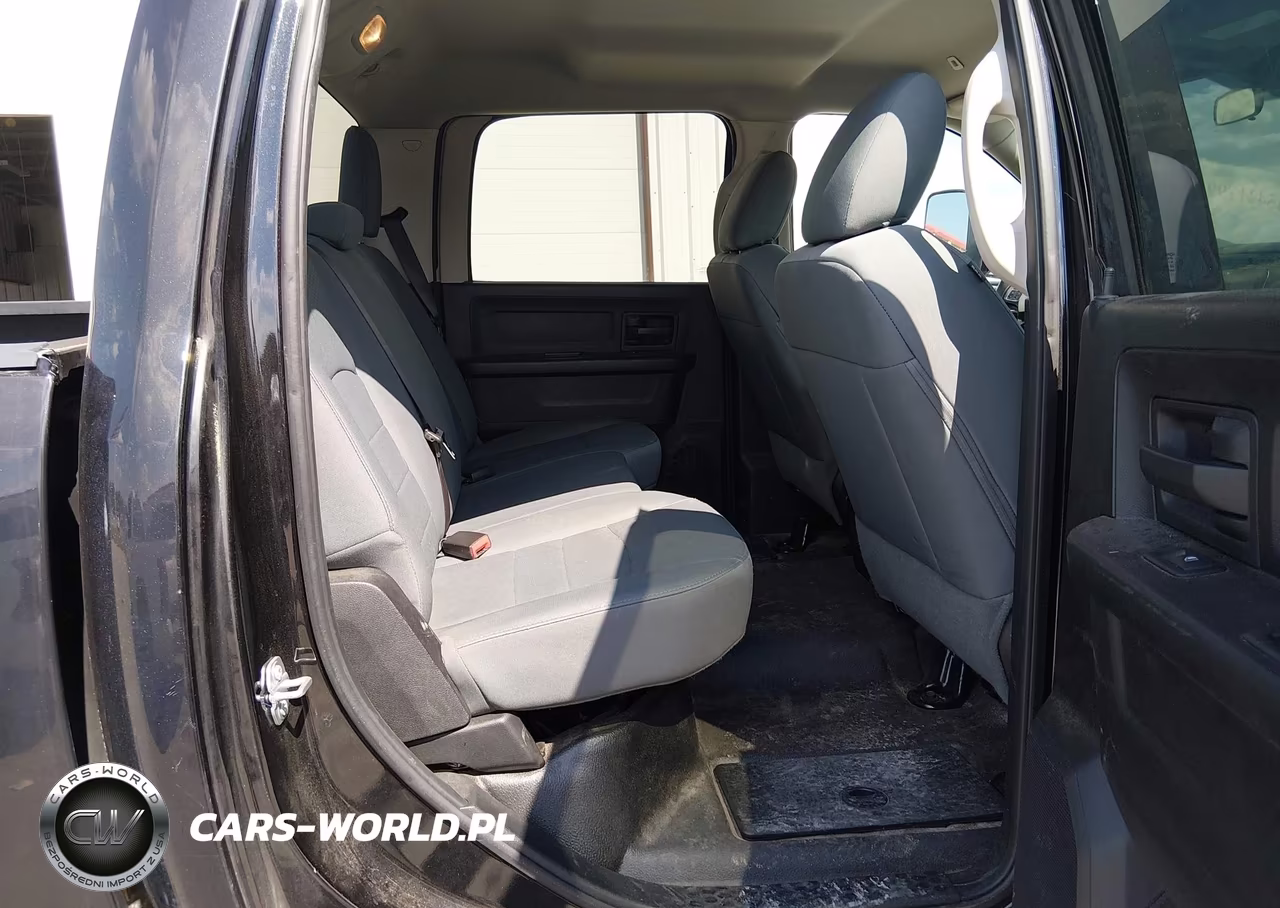 2017 Ram 2500 Tradesman 4X4 8' Box VIN:3C6UR5HL6HG678415 - 8
