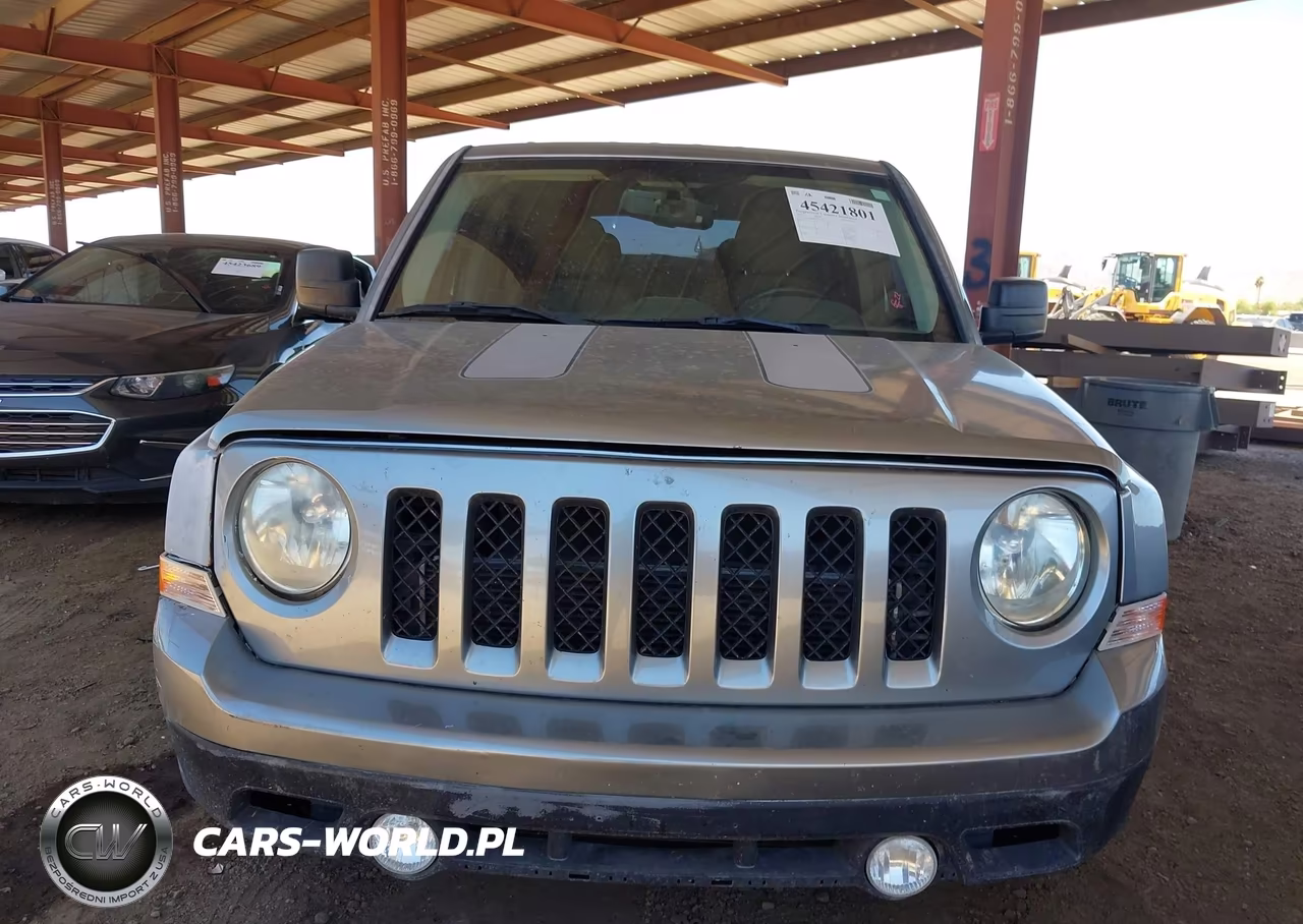 2012 Jeep Patriot Latitude VIN:1C4NJRFB9CD523692 - 12