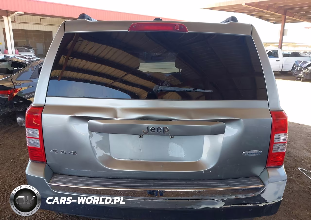 2012 Jeep Patriot Latitude VIN:1C4NJRFB9CD523692 - 16