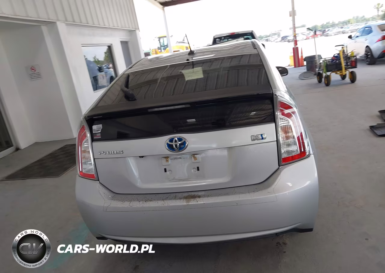 2014 Toyota Prius Four VIN:JTDKN3DU3E0384842 - 16