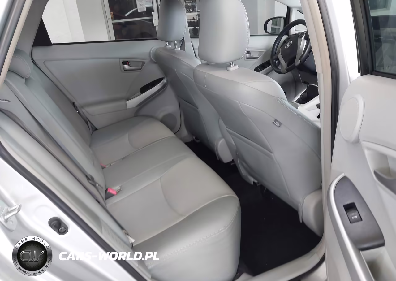 2014 Toyota Prius Four VIN:JTDKN3DU3E0384842 - 8