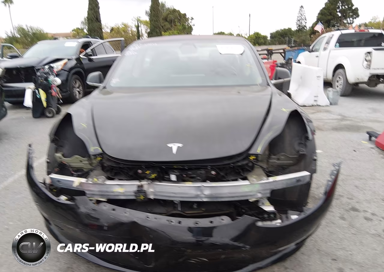 2018 Tesla Model 3 Long Range-Mid Range VIN:5YJ3E1EA9JF010728 - 13