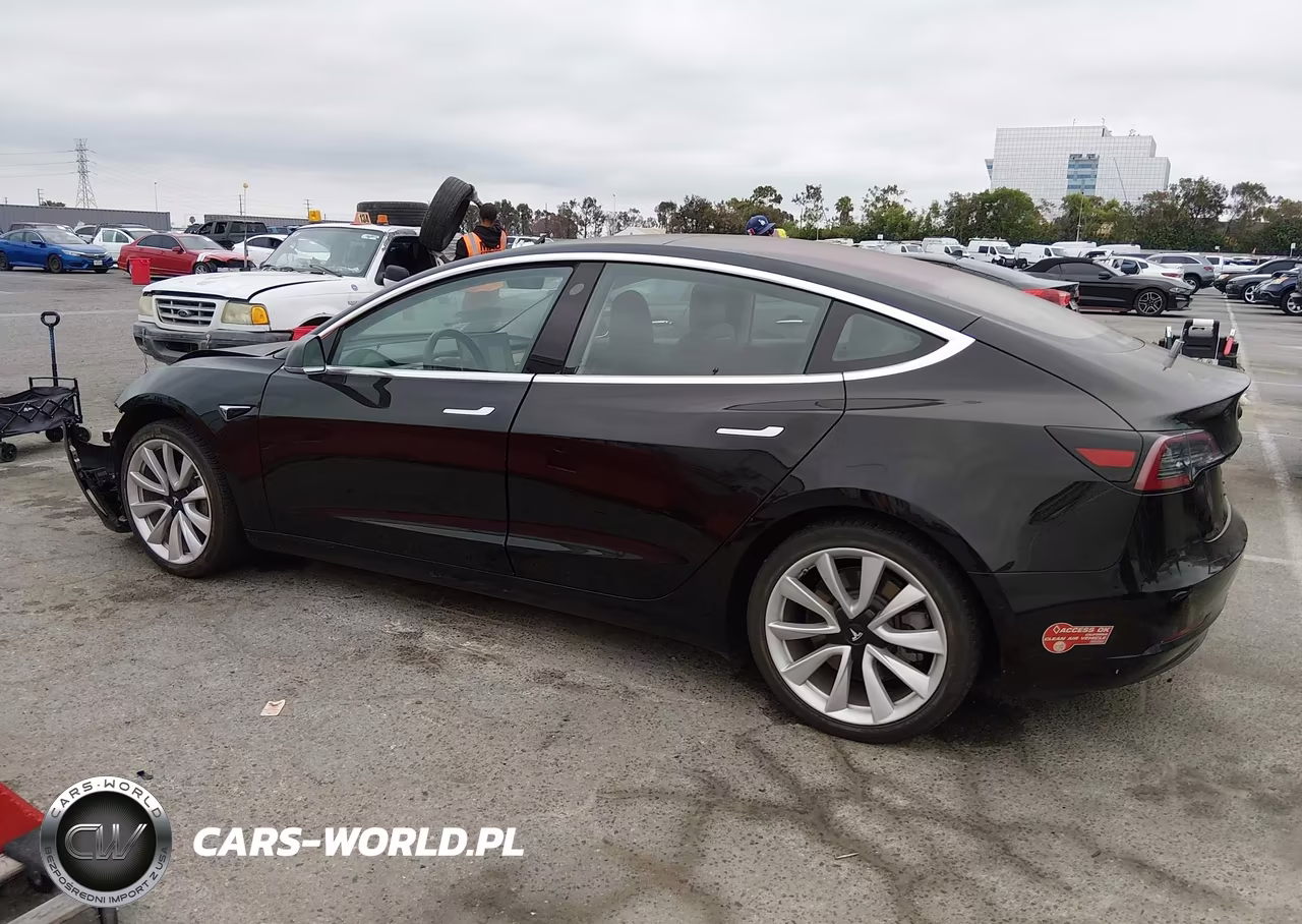 2018 Tesla Model 3 Long Range-Mid Range VIN:5YJ3E1EA9JF010728 - 15