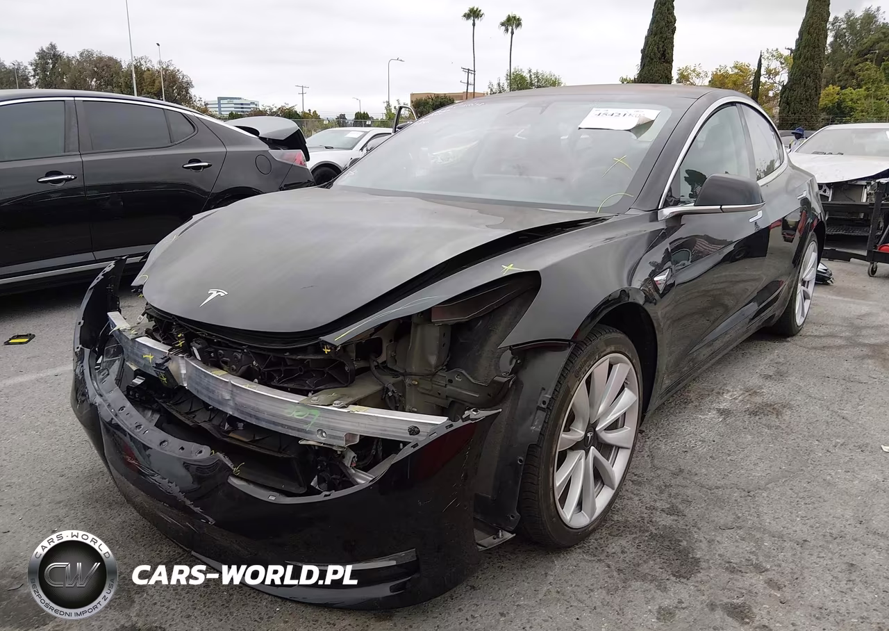 2018 Tesla Model 3 Long Range-Mid Range VIN:5YJ3E1EA9JF010728 - 2