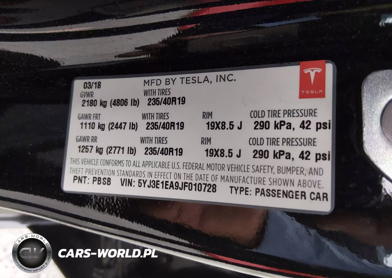 2018 Tesla Model 3 Long Range-Mid Range VIN:5YJ3E1EA9JF010728 - 9