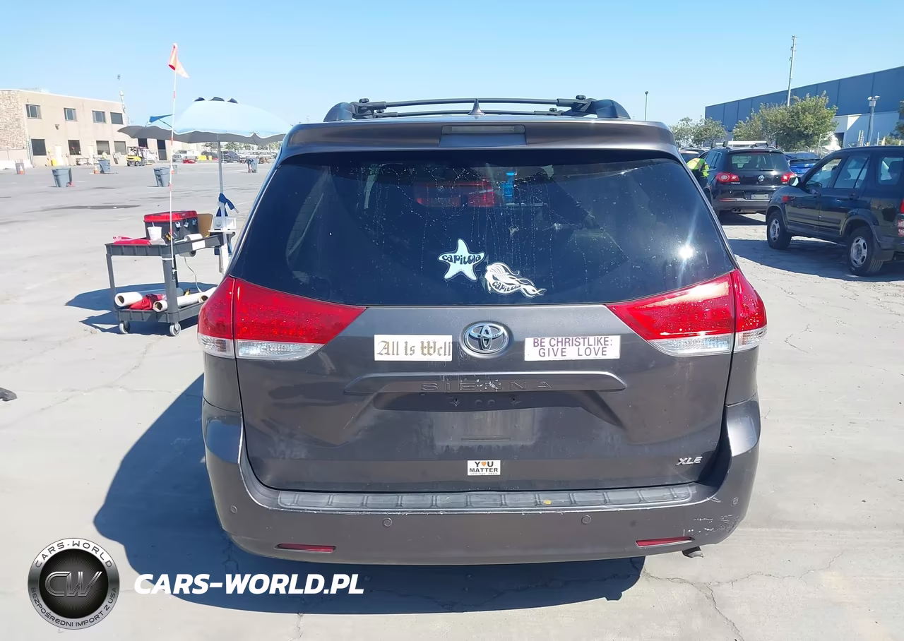 2011 Toyota Sienna Xle V6 VIN:5TDYK3DC8BS162266 - 16