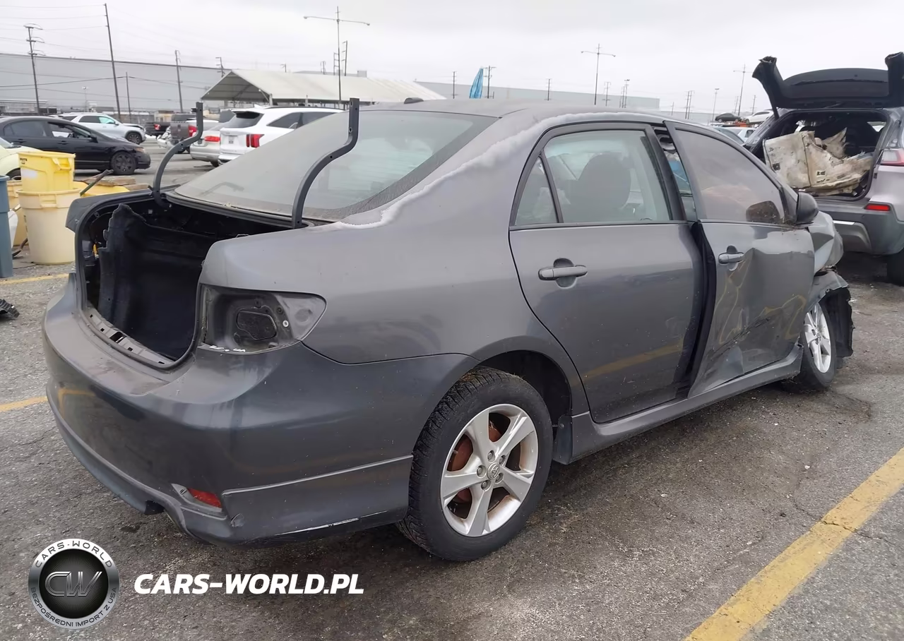 2011 Toyota Corolla S VIN:2T1BU4EE5BC573803 - 4