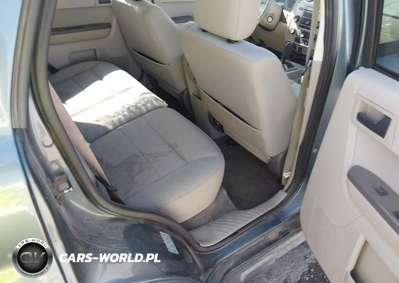 2011 Ford Escape Xlt VIN:1FMCU0D78BKB24755 - 8