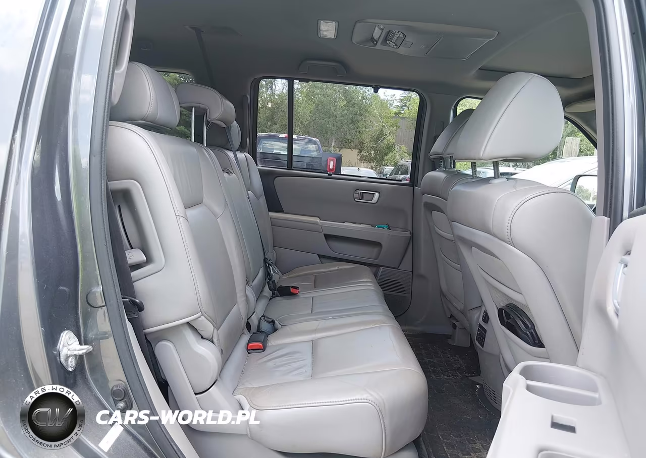 2011 Honda Pilot Touring VIN:5FNYF4H95BB042244 - 8