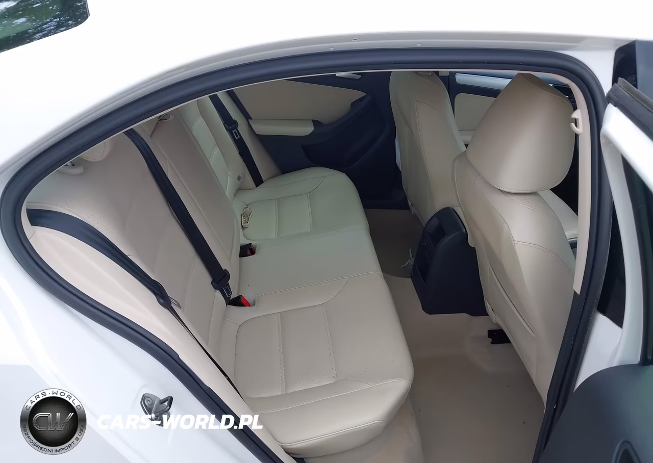 2013 Volkswagen Jetta 2.5L Se VIN:3VWDX7AJ7DM421677 - 8