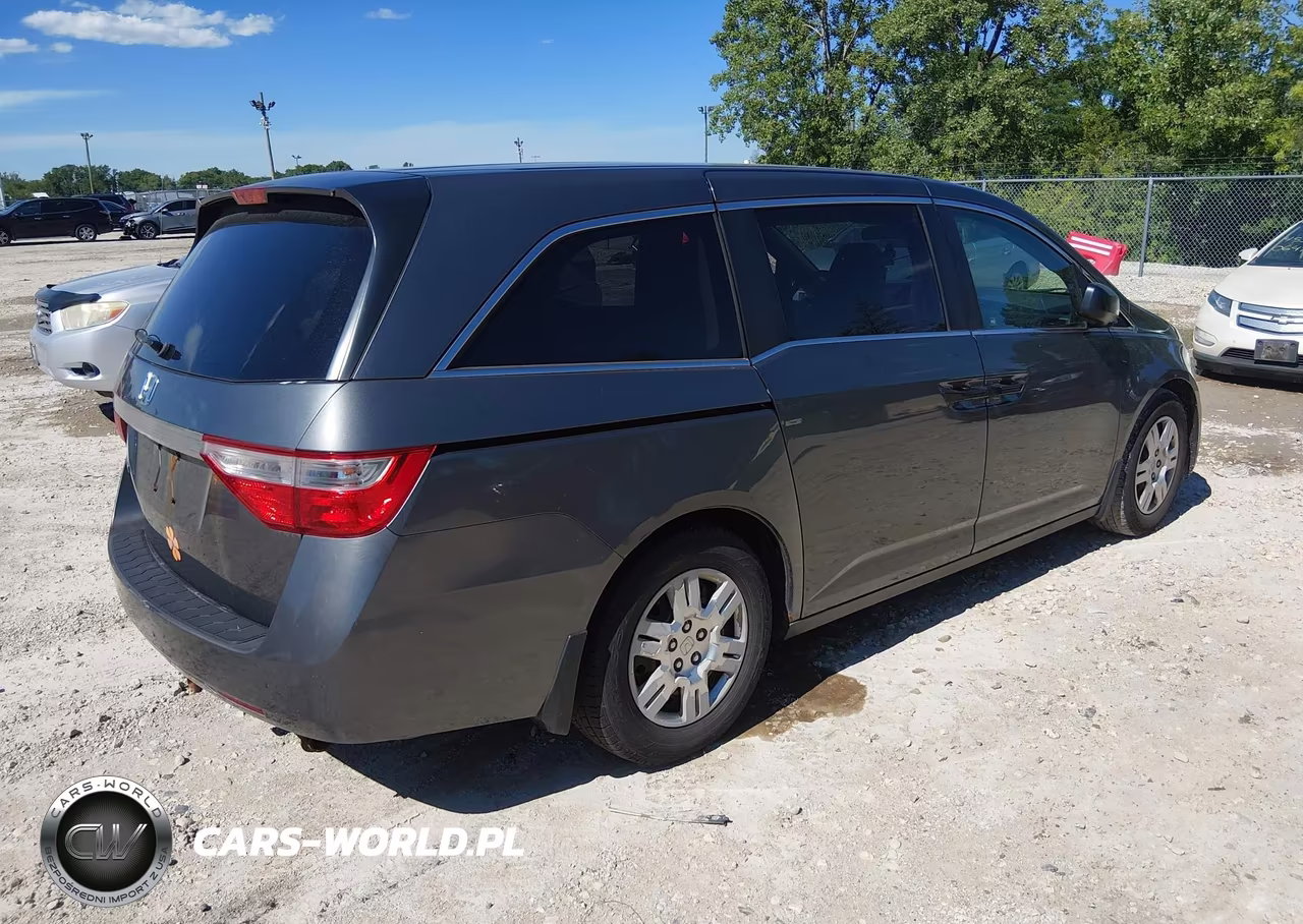 2011 Honda Odyssey Lx VIN:5FNRL5H24BB065178 - 4