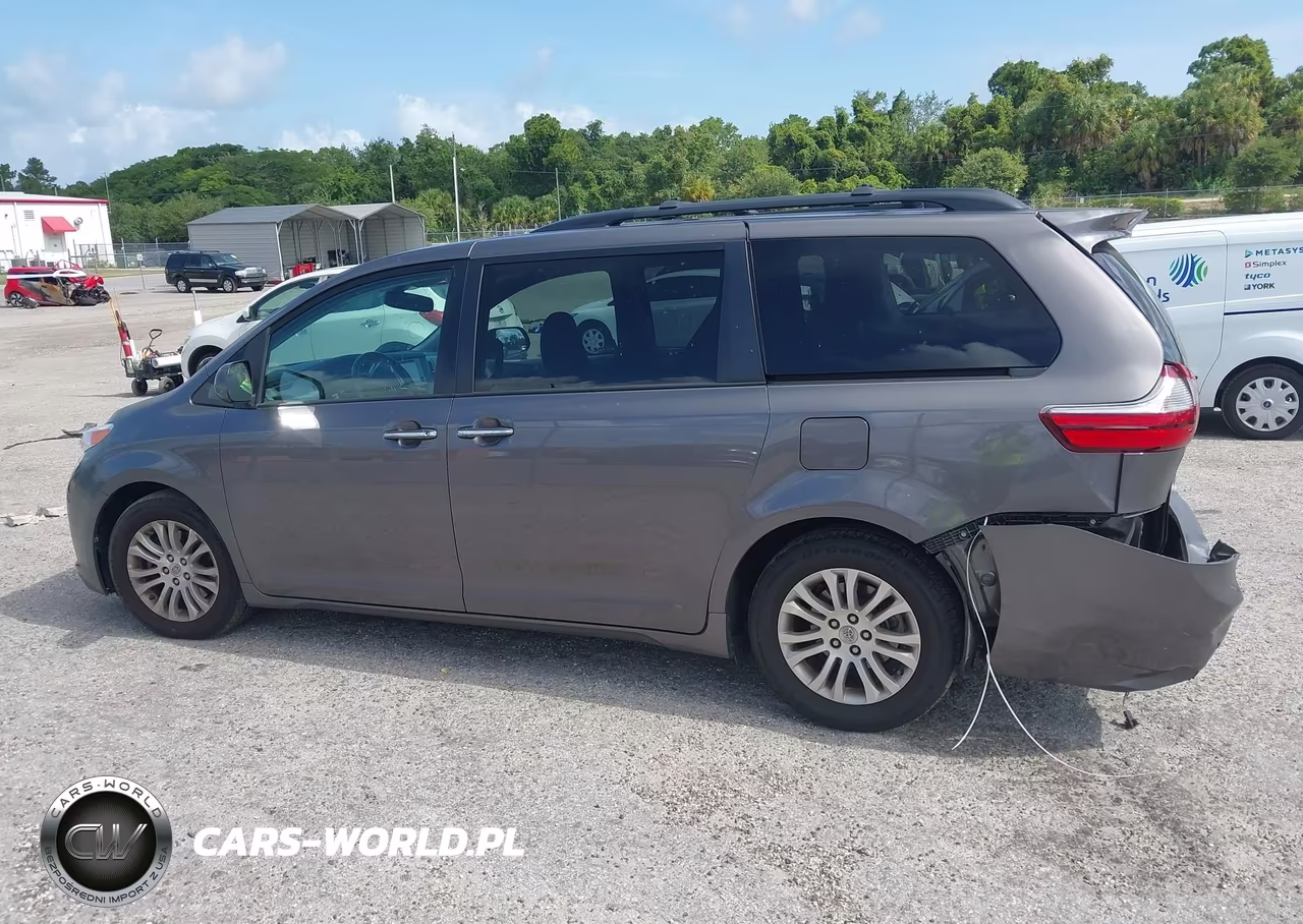 2016 Toyota Sienna Xle 8 Passenger VIN:5TDYK3DC6GS718775 - 14