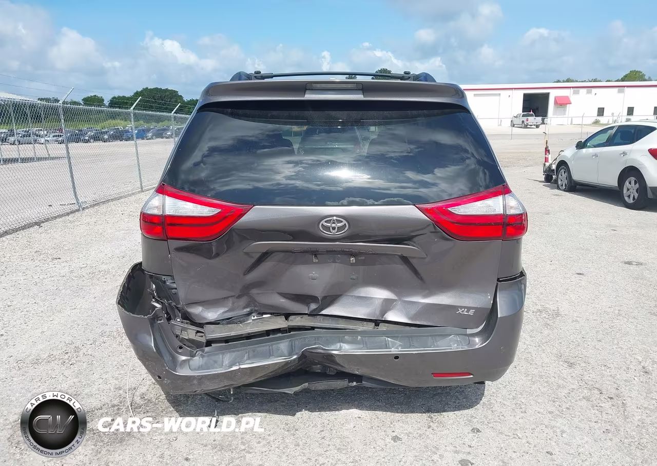 2016 Toyota Sienna Xle 8 Passenger VIN:5TDYK3DC6GS718775 - 16