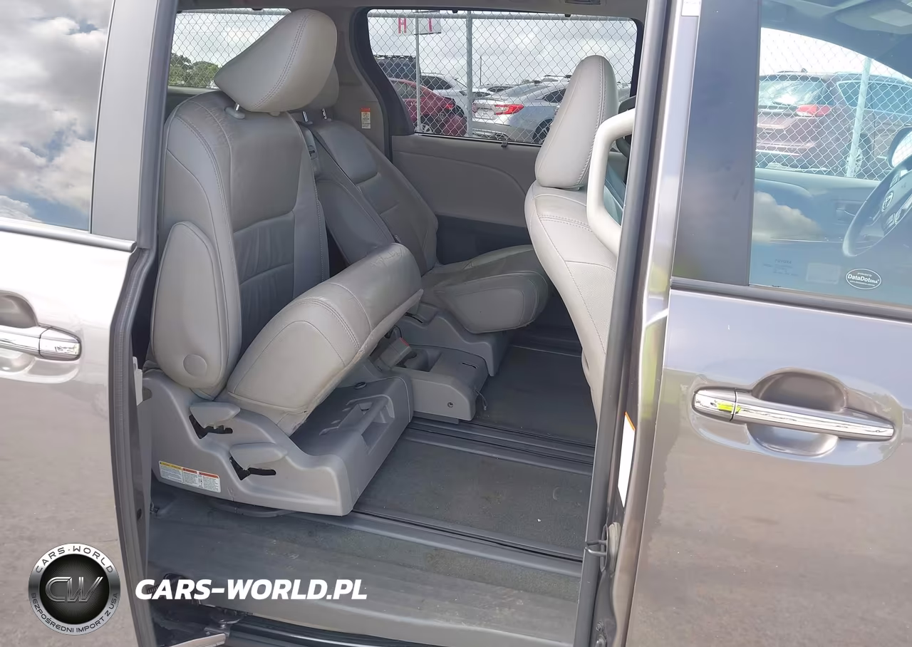 2016 Toyota Sienna Xle 8 Passenger VIN:5TDYK3DC6GS718775 - 8