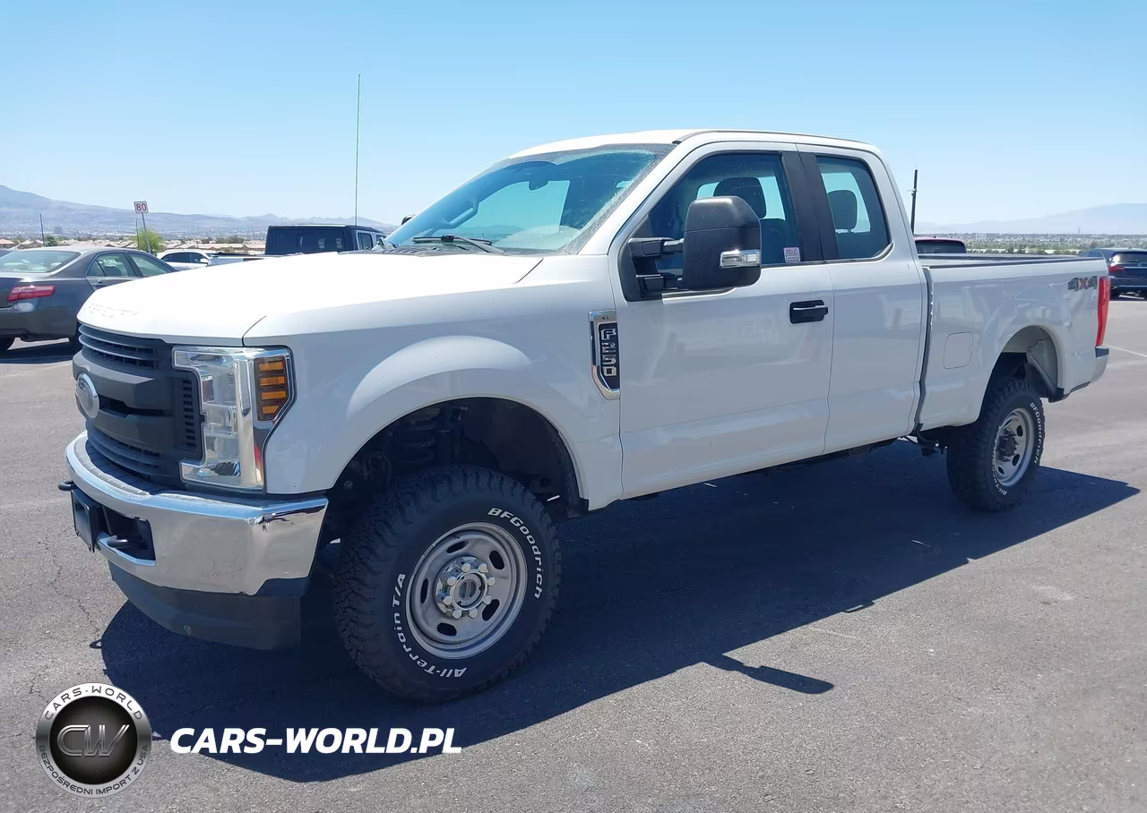 2018 Ford F-250 Xl VIN:1FT7X2B61JEC48754 - 12