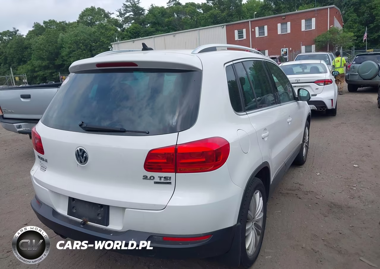 2013 Volkswagen Tiguan Se VIN:WVGBV3AX3DW057170 - 4