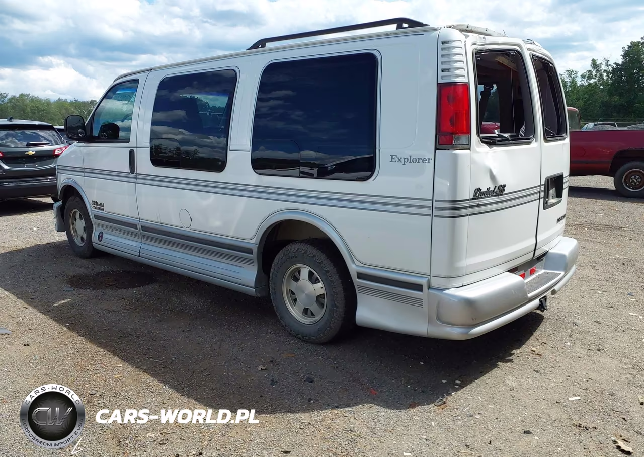 1998 Chevrolet Chevy Van G1500 VIN:1GBFG15R9W1099105 - 3