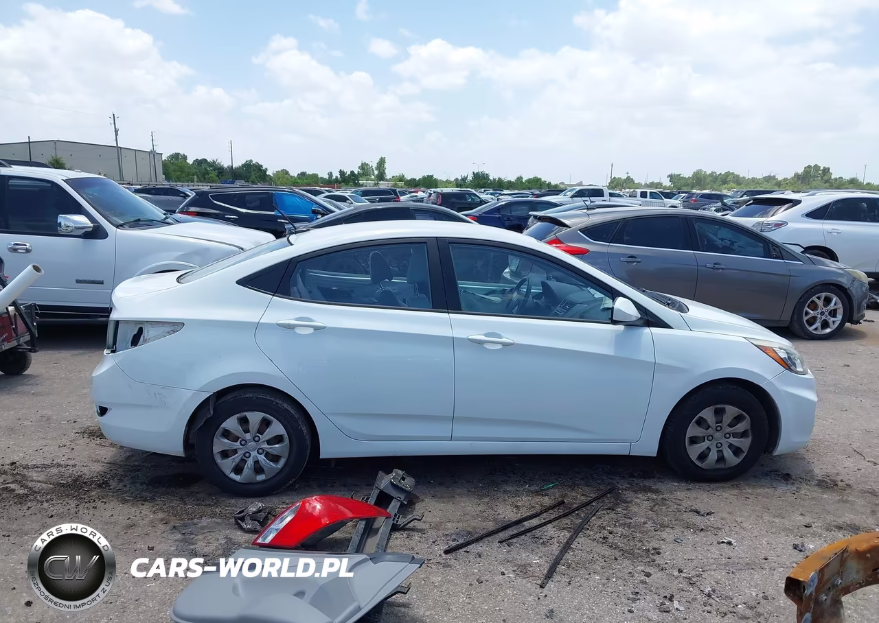 2015 Hyundai Accent Gls VIN:KMHCT4AE1FU906404 - 12