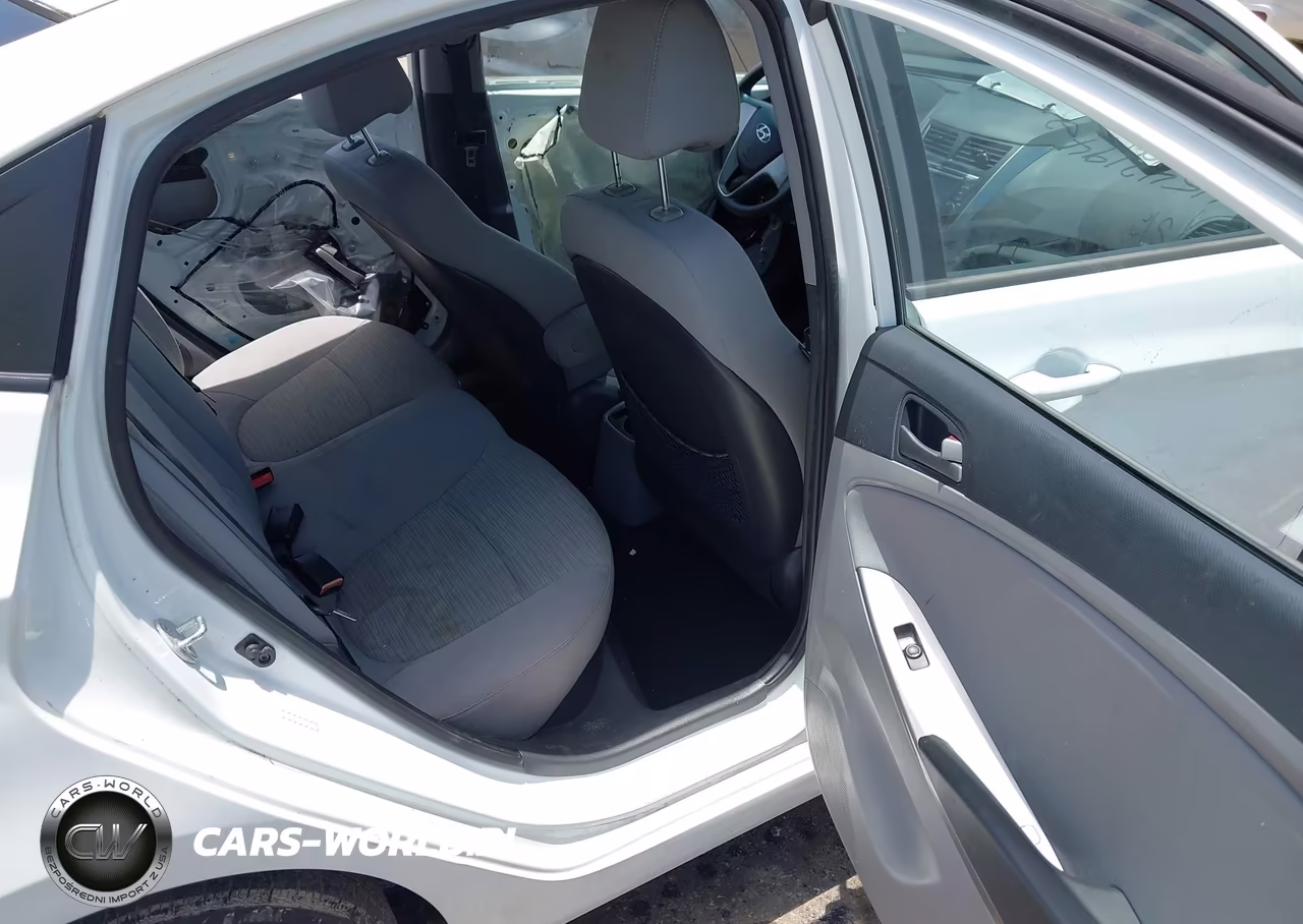 2015 Hyundai Accent Gls VIN:KMHCT4AE1FU906404 - 8