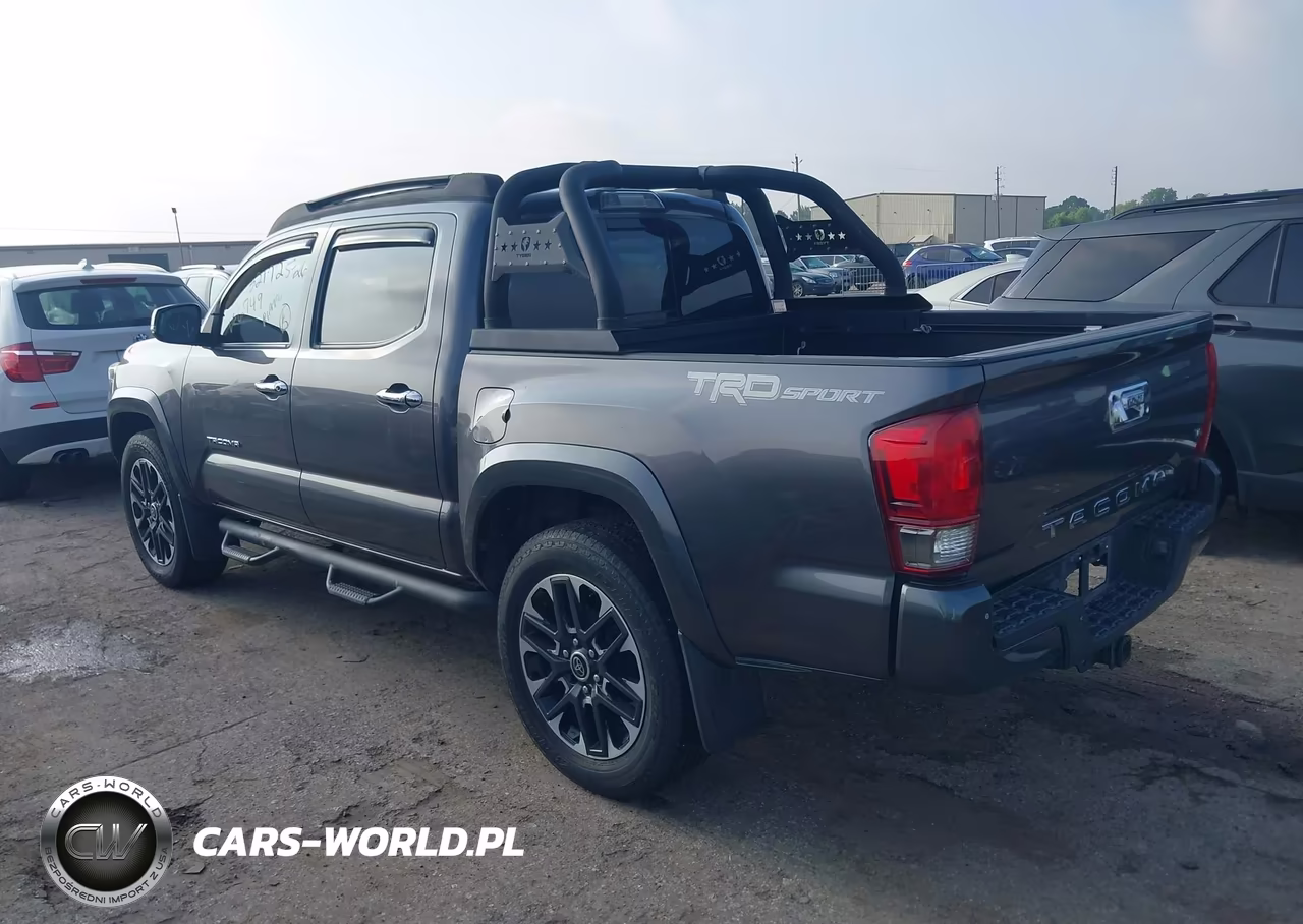 2017 Toyota Tacoma Trd Sport VIN:5TFAZ5CN8HX026749 - 3