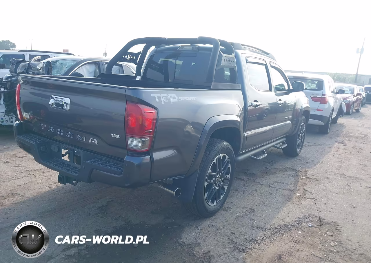 2017 Toyota Tacoma Trd Sport VIN:5TFAZ5CN8HX026749 - 4