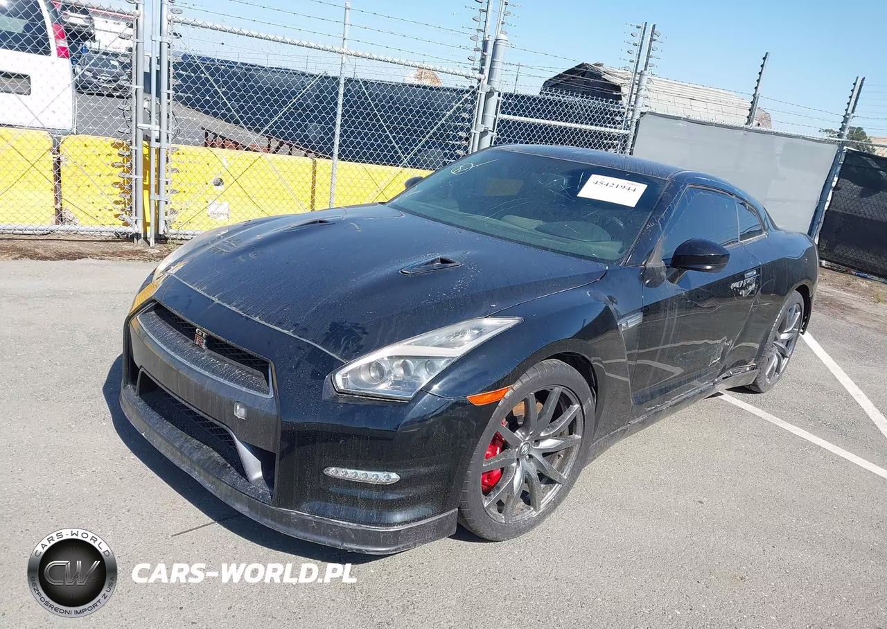 NISSAN GT-R PREMI VIN:JN1AR5EF6GM290562 - 2