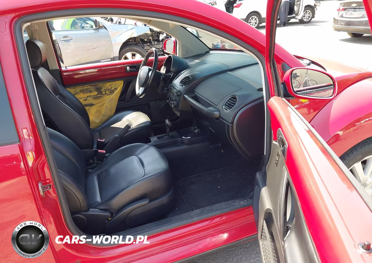 2008 Volkswagen New Beetle S-Se VIN:3VWRG31C08M502719 - 5
