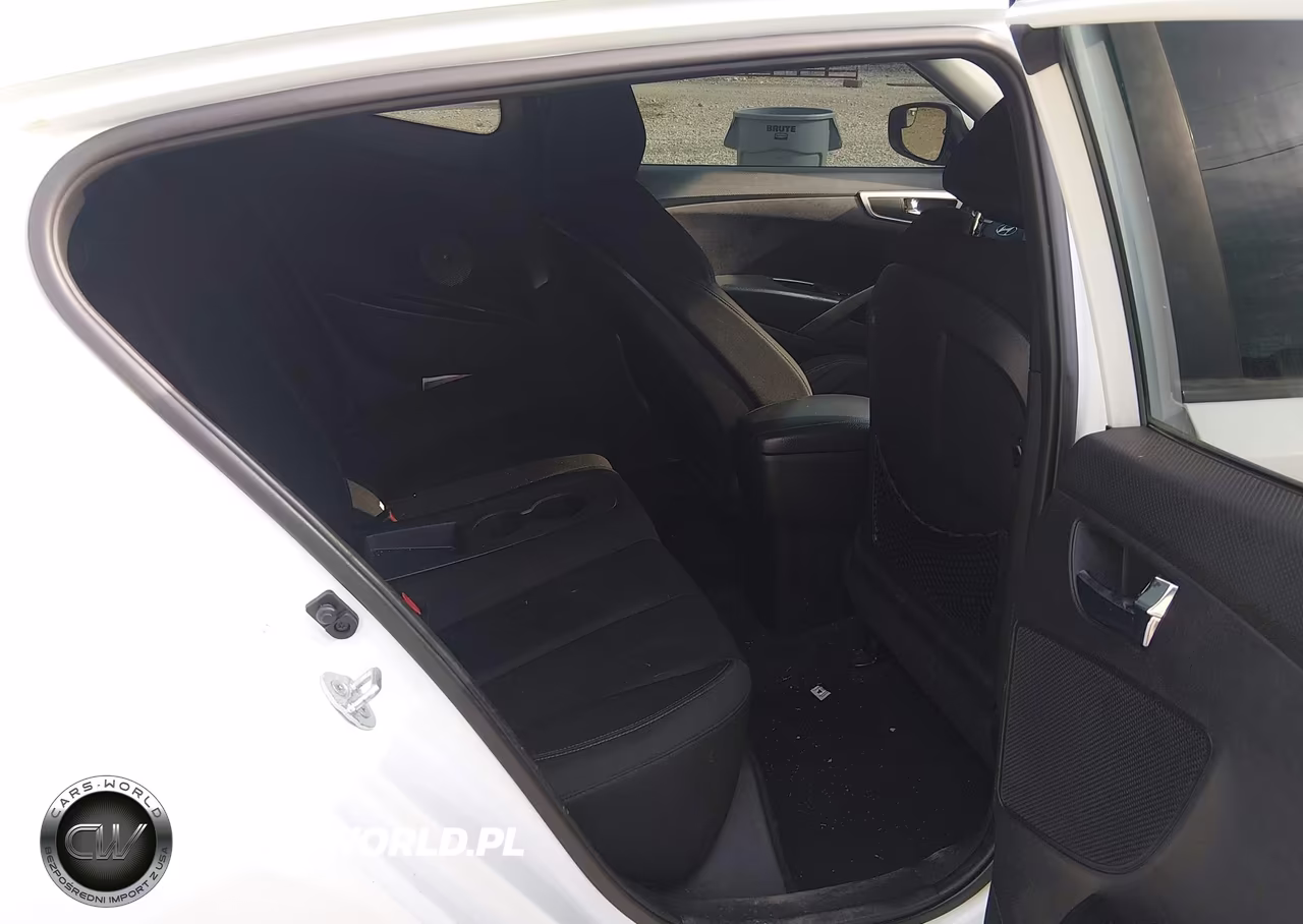 2014 Hyundai Veloster Base W-Black VIN:KMHTC6AD9EU182849 - 8