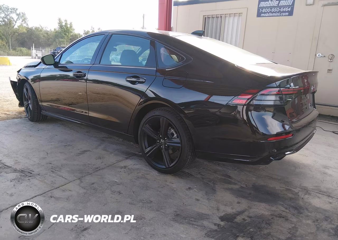 2026 Honda Accord Hybrid Sport-L VIN:1HGCY2F72TA035189 - 3