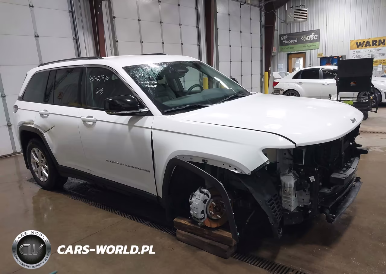 2022 Jeep Grand Cherokee Limited 4X4 VIN:1C4RJHBG1N8539815 - 14