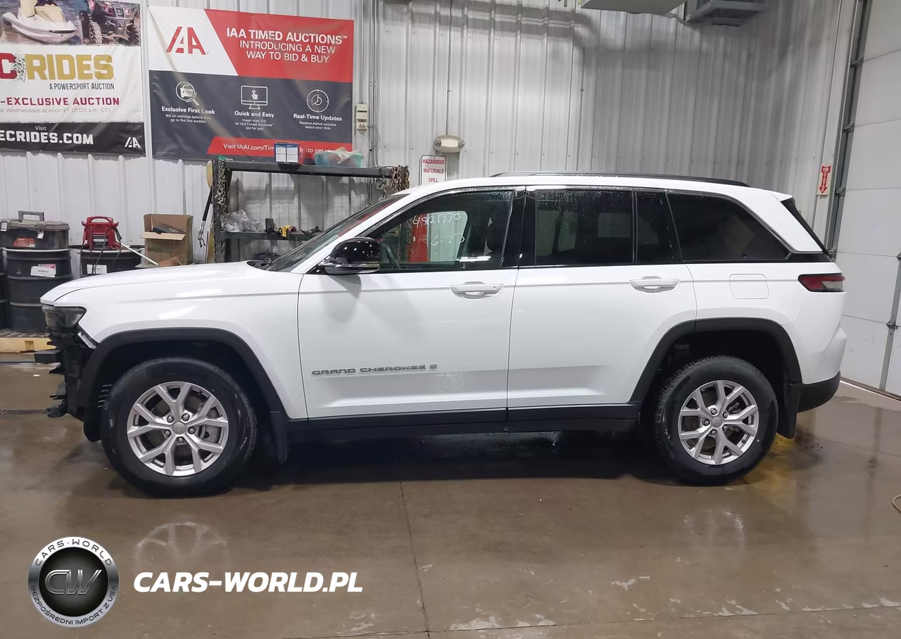 2022 Jeep Grand Cherokee Limited 4X4 VIN:1C4RJHBG1N8539815 - 15