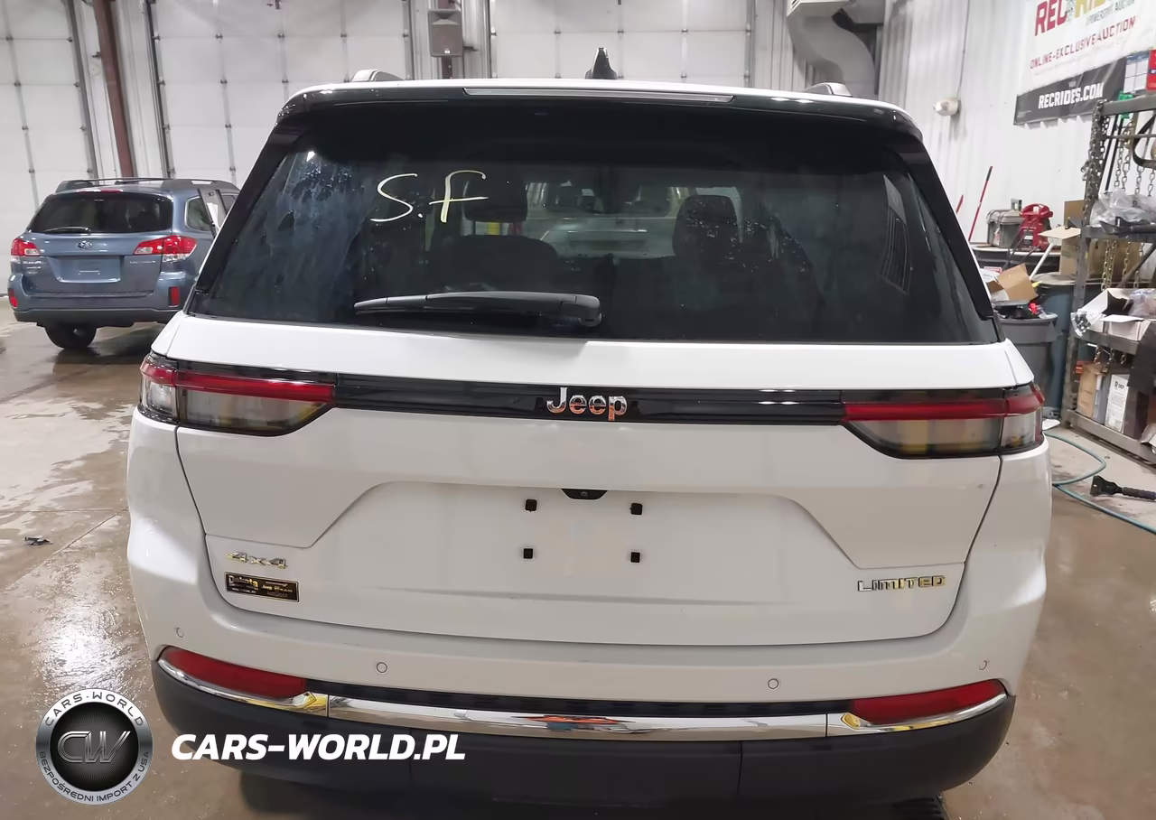 2022 Jeep Grand Cherokee Limited 4X4 VIN:1C4RJHBG1N8539815 - 17