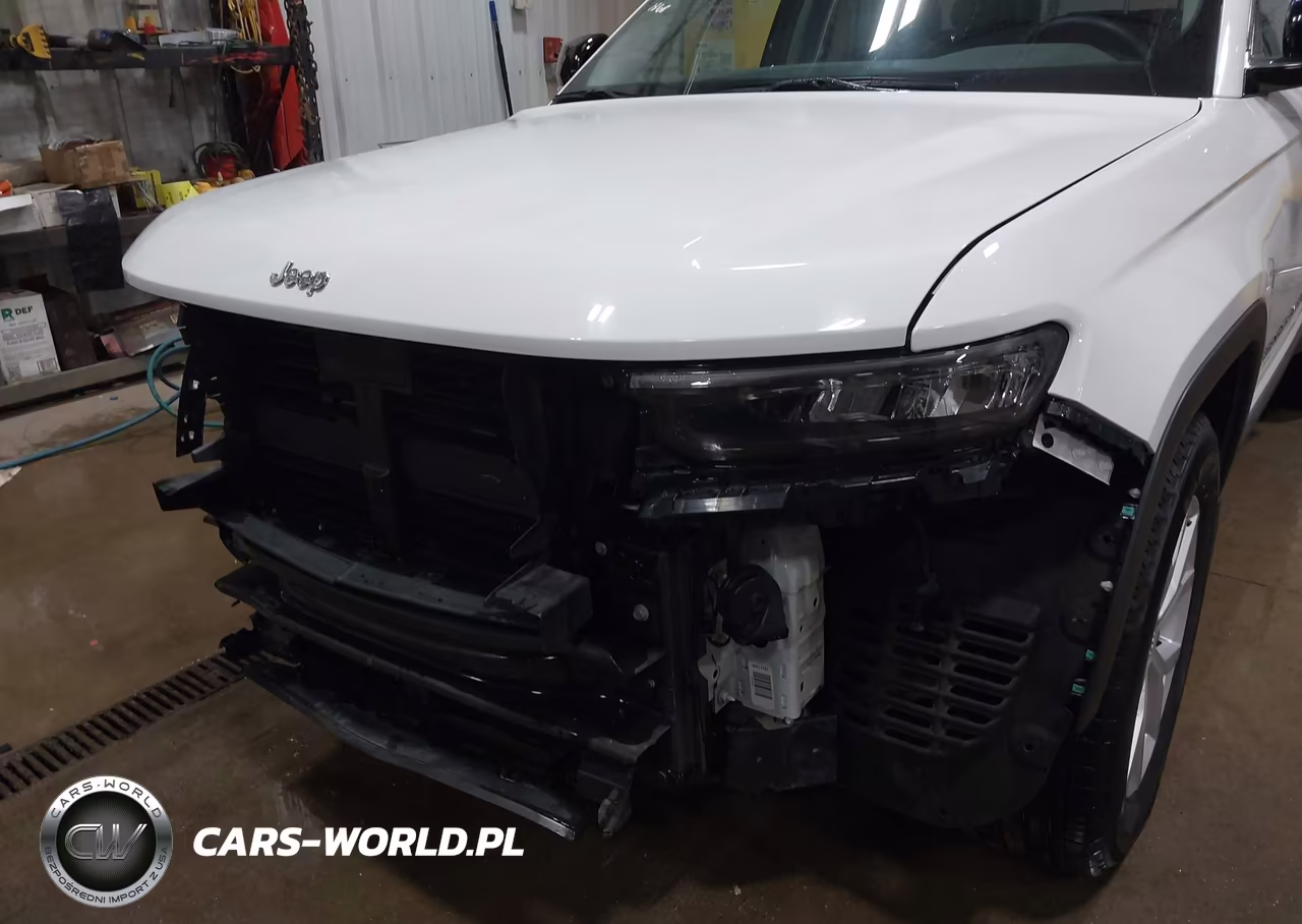 2022 Jeep Grand Cherokee Limited 4X4 VIN:1C4RJHBG1N8539815 - 6