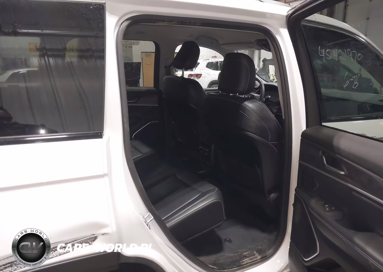 2022 Jeep Grand Cherokee Limited 4X4 VIN:1C4RJHBG1N8539815 - 8