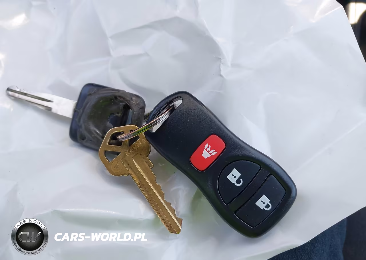 2008 Nissan Versa 1.8 S VIN:3N1BC13E18L371246 - 11