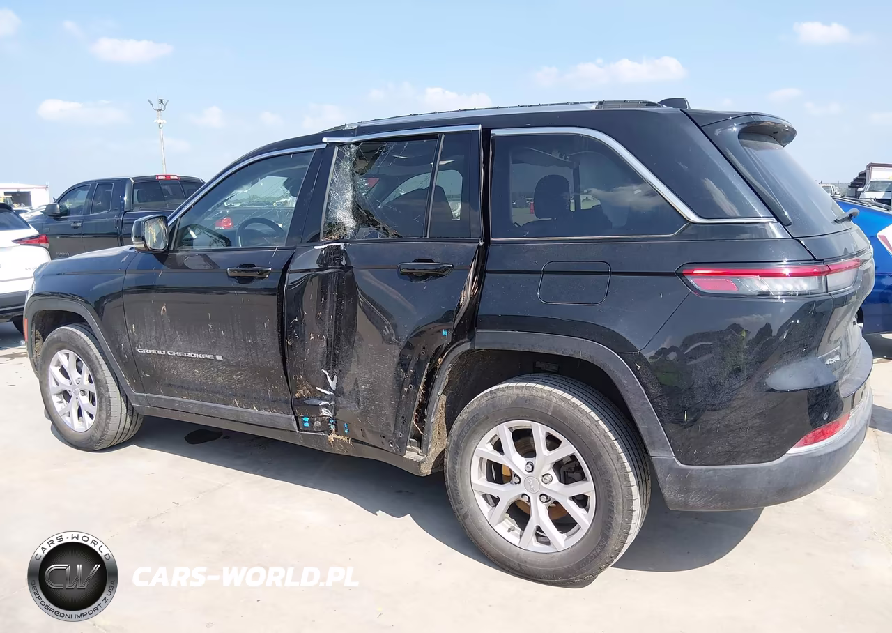 2022 Jeep Grand Cherokee Limited 4X4 VIN:1C4RJHBG9N8534474 - 14