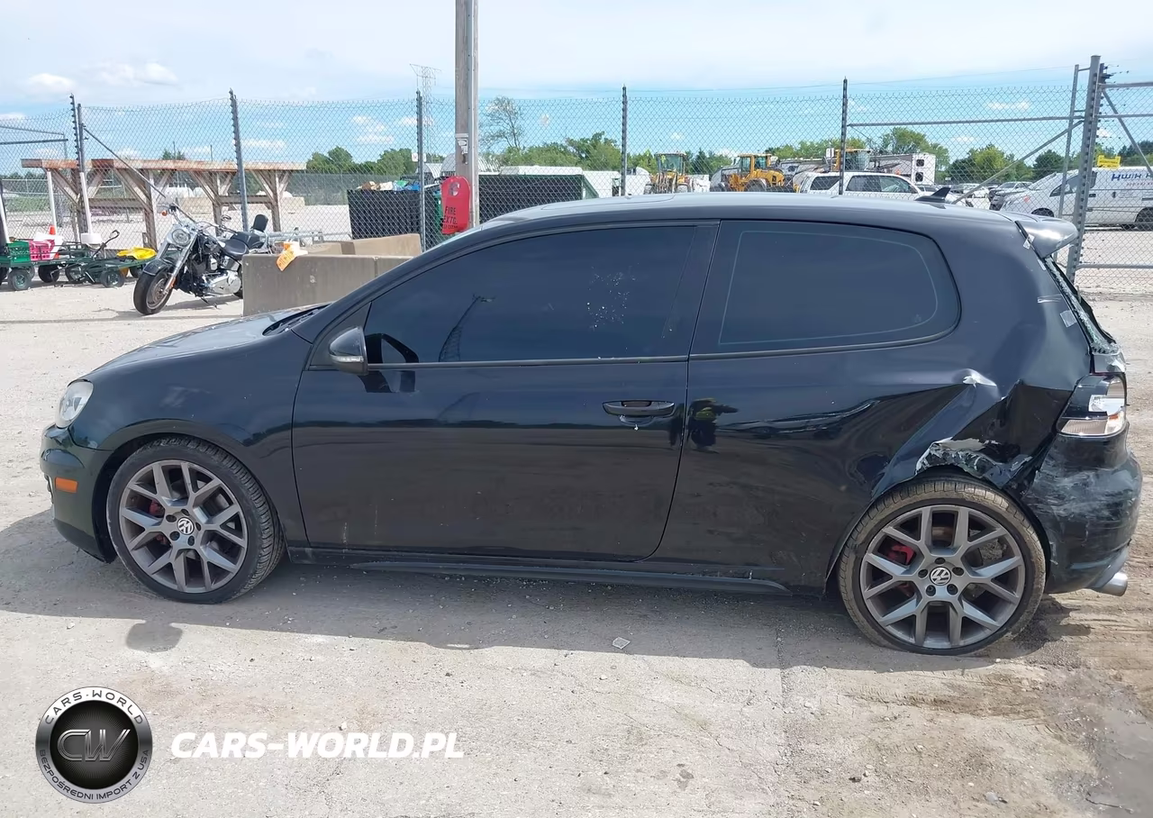 2010 Volkswagen Gti 2-Door VIN:WVWFV7AJ1AW398524 - 15
