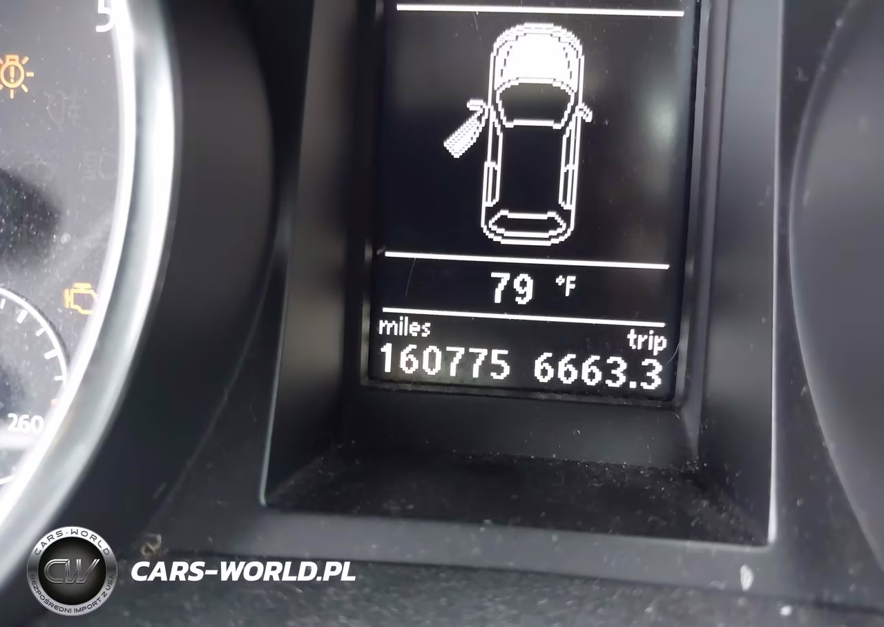 2010 Volkswagen Gti 2-Door VIN:WVWFV7AJ1AW398524 - 16