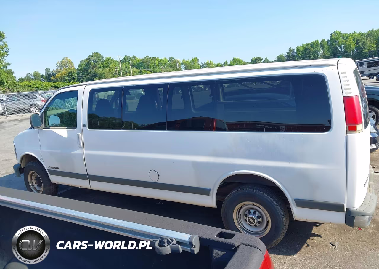 1998 Chevrolet Express Van G3500 VIN:1GAHG39R1W1050211 - 14